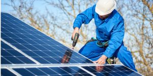 Installation Maintenance Panneaux Solaires Photovoltaïques à Bourrouillan